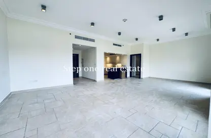 Apartment - 3 Bedrooms - 4 Bathrooms for rent in One Porto Arabia - Porto Arabia - The Pearl Island - Doha