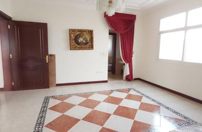 Compound - 5 Bedrooms - 5 Bathrooms for rent in Bu Hamour Street - Abu Hamour - Doha
