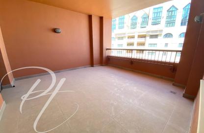 Apartment - 1 Bedroom - 1 Bathroom for rent in Tower 21 - Porto Arabia - The Pearl Island - Doha