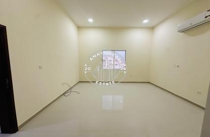 Villa - Studio - 1 Bathroom for rent in Izghawa - Izghawa - Doha Villa - Studio - 1 Bathroom for rent in Izghawa - Izghawa - Doha