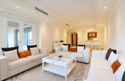 Apartment - 2 Bedrooms - 3 Bathrooms for rent in East Porto Drive - Porto Arabia - The Pearl Island - Doha