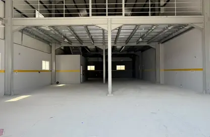 Warehouse - Studio for rent in Birkat Al Awamer - Al Wakra