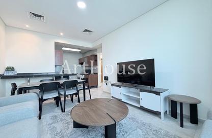 Apartment - 2 Bedrooms - 2 Bathrooms for rent in Zig Zag Towers - West Bay - Doha