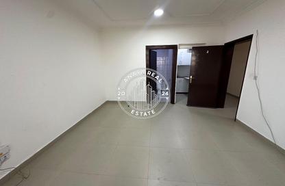 Apartment - Studio - 1 for rent in Al Duhail - Al Duhail - Doha