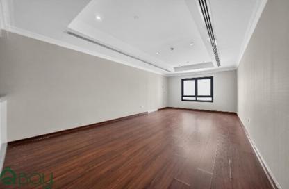 Apartment - Studio - 1 Bathroom for rent in West Porto Drive - Porto Arabia - The Pearl Island - Doha