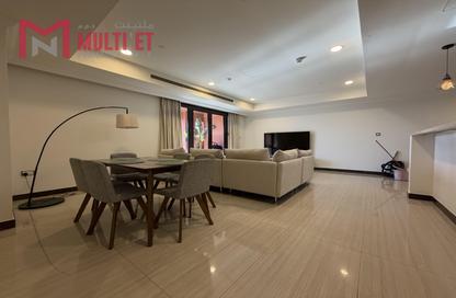 Apartment - 2 Bedrooms - 2 Bathrooms for rent in East Porto Drive - Porto Arabia - The Pearl Island - Doha