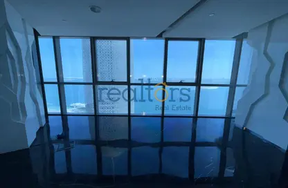 Office Space - 1 Bedroom - 2 Bathrooms for rent in Palm Tower B - Palm Towers - West Bay - Doha