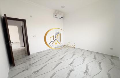 Apartment - 2 Bedrooms - 2 Bathrooms for rent in Madinat Khalifa Building 58 - Madinat Khalifa South - Madinat Khalifa - Doha Apartment - 2 Bedrooms - 2 Bathrooms for rent in Madinat Khalifa Building 58 - Madinat Khalifa South - Madinat Khalifa - Doha