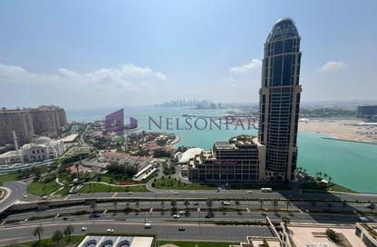 Apartment - 2 Bedrooms - 3 Bathrooms for rent in Abraj Bay - Abraj Quartiers - The Pearl Island - Doha