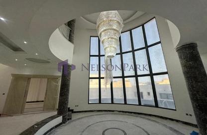 Villa - 5 - 7+ for rent in Waterfront West Villas - Waterfront Residential - The Waterfront - Lusail