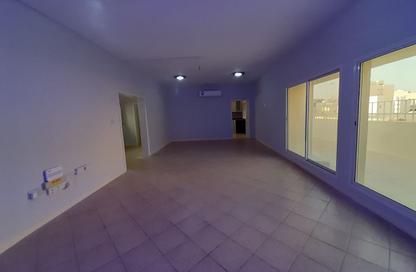 Apartment - 3 - 2 for rent in Al Mansoura - Al Mansoura - Doha