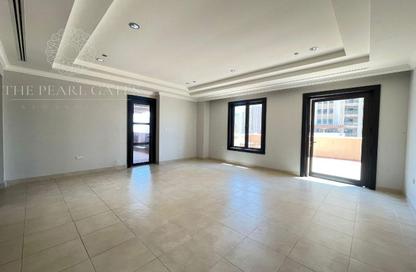 Apartment - 3 Bedrooms - 5 Bathrooms for rent in East Porto Drive - Porto Arabia - The Pearl Island - Doha