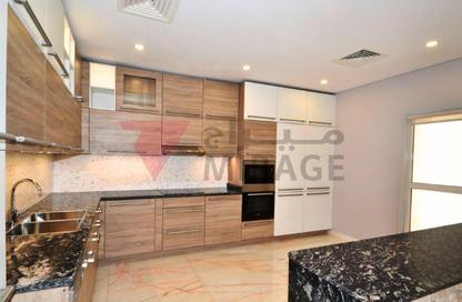 مجمع سكني - 4 غرف نوم - 5 حمامات للايجار في المعمورة - المعمورة - الدوحة مجمع سكني - 4 غرف نوم - 5 حمامات للايجار في المعمورة - المعمورة - الدوحة