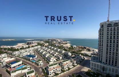 Apartment - 1 Bedroom - 2 Bathrooms for sale in Floresta Gardens - Floresta Gardens - The Pearl Island - Doha