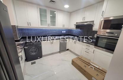 Apartment - 2 Bedrooms - 3 Bathrooms for sale in East Porto Drive - Porto Arabia - The Pearl Island - Doha Apartment - 2 Bedrooms - 3 Bathrooms for sale in East Porto Drive - Porto Arabia - The Pearl Island - Doha