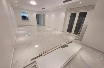 Apartment - 2 Bedrooms - 3 Bathrooms for sale in East Porto Drive - Porto Arabia - The Pearl Island - Doha Apartment - 2 Bedrooms - 3 Bathrooms for sale in East Porto Drive - Porto Arabia - The Pearl Island - Doha