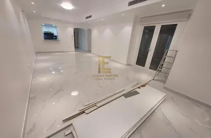 شقة - 2 غرف نوم - 3 حمامات للبيع في طريق بورتو الشرقي - بورتو أرابيا - جزيرة اللؤلؤة - الدوحة