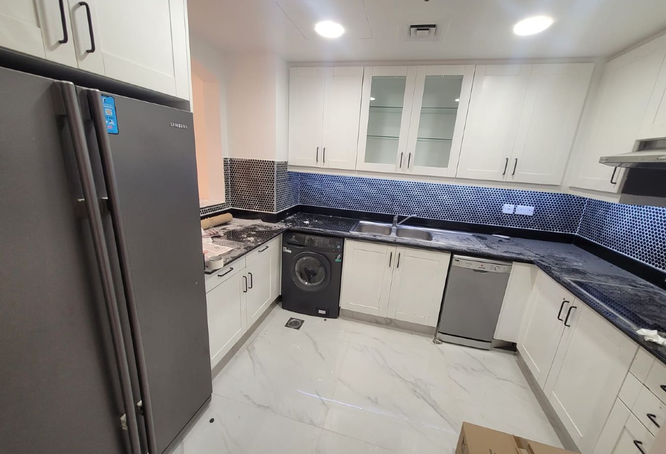 2 BHK nice  full mirina view big holl thumbnail 16