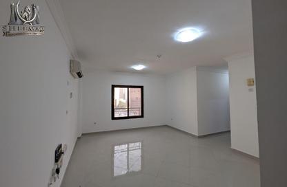 Apartment - 3 Bedrooms - 2 Bathrooms for rent in Home-Al Fina’a - Abdullah Bin Masoud Street - Fereej Bin Mahmoud - Doha