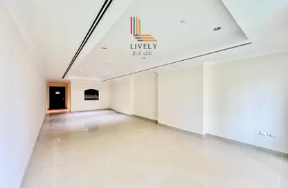 Apartment - Studio - 1 Bathroom for rent in East Porto Drive - Porto Arabia - The Pearl Island - Doha