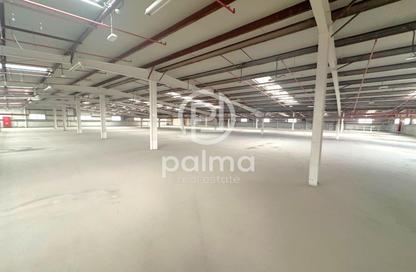 Warehouse - Studio - 2 Bathrooms for rent in Industrial Area 4 - Industrial Area - Industrial Area - Doha