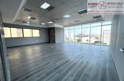 Office Space - Studio - 4 Bathrooms for rent in Al Sadd Road - Al Sadd - Doha