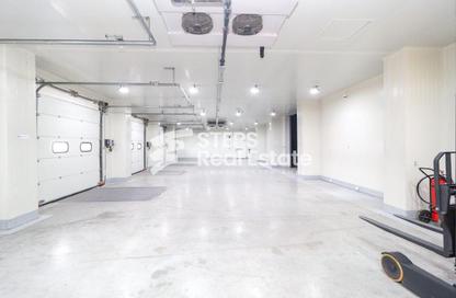 Warehouse - Studio - 1 Bathroom for rent in East Industrial Street - Birkat Al Awamer - Al Wakra