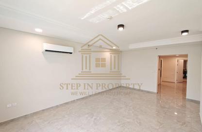 Apartment - 3 Bedrooms - 4 Bathrooms for rent in Musheireb Apartments - Musheireb - Doha