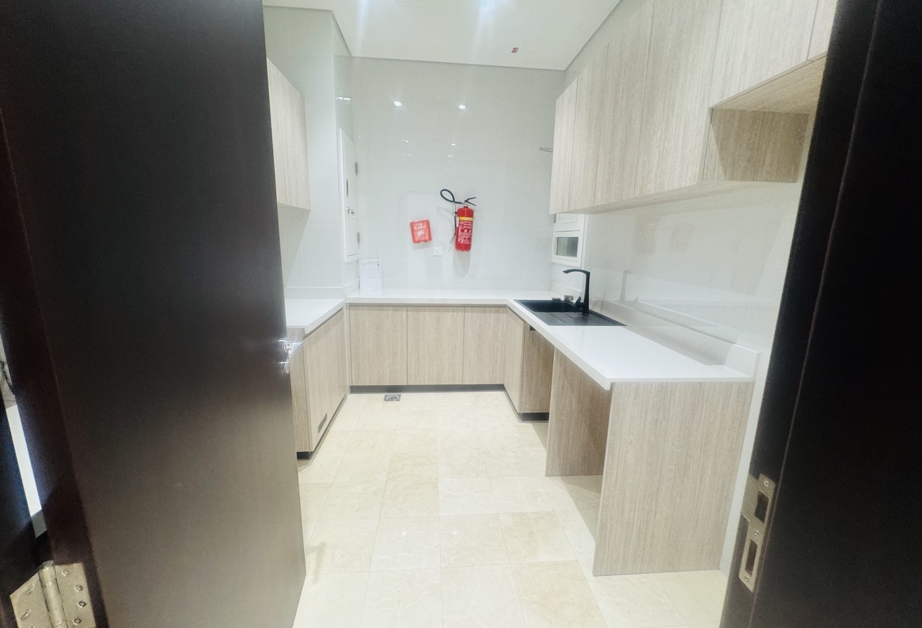 2 BHK UNFURNISHED APARTMENT FOR RENT | FOX HILLS, thumbnail 6