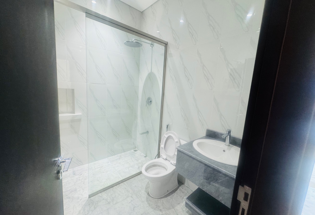 2 BHK UNFURNISHED APARTMENT FOR RENT | FOX HILLS, thumbnail 9