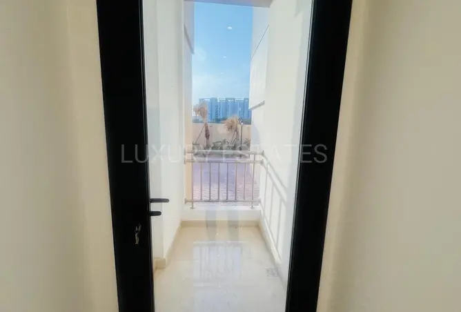 63586445 - Property Image 3