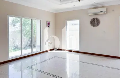 Villa - 5 Bedrooms - 4 Bathrooms for rent in Al Nuaija Street - Al Hilal West - Al Hilal - Doha