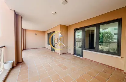 Apartment - 1 Bedroom - 2 Bathrooms for rent in West Porto Drive - Porto Arabia - The Pearl Island - Doha