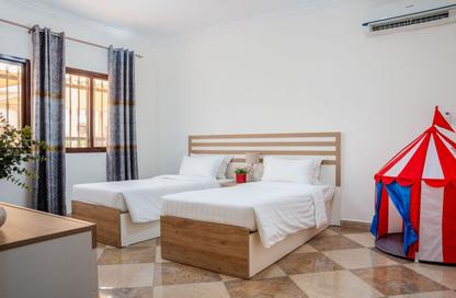Apartment - 2 - 2 for rent in Ezdan Village 2 - Al Duhail - Doha