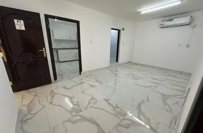 شقة - غرفة نوم - 1 حمام للايجار في شارع المرخية - المرخية - الدوحة