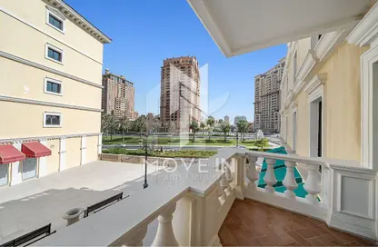 Apartment - 3 Bedrooms - 4 Bathrooms for rent in Mercato - Qanat Quartier - The Pearl Island - Doha