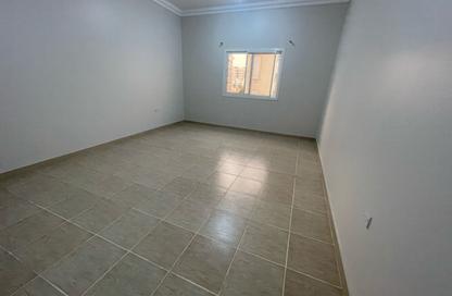 Apartment - 2 Bedrooms - 2 Bathrooms for rent in Fereej Bin Mahmoud South - Fereej Bin Mahmoud - Doha
