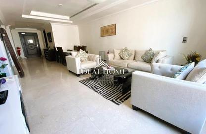 Apartment - 2 Bedrooms - 3 Bathrooms for rent in West Porto Drive - Porto Arabia - The Pearl Island - Doha