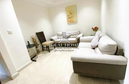 Apartment - 2 Bedrooms - 3 Bathrooms for rent in West Porto Drive - Porto Arabia - The Pearl Island - Doha
