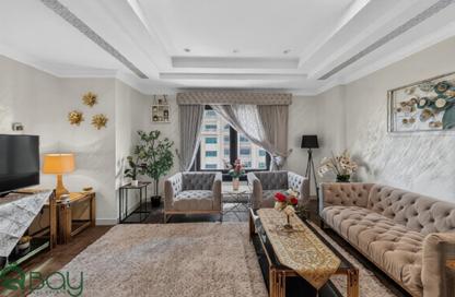 Apartment - 2 Bedrooms - 3 Bathrooms for rent in West Porto Drive - Porto Arabia - The Pearl Island - Doha