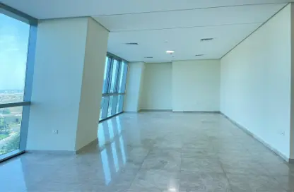 شقة - 3 غرف نوم - 3 حمامات للبيع في أبراج زجزاج - الخليج الغربي - الدوحة