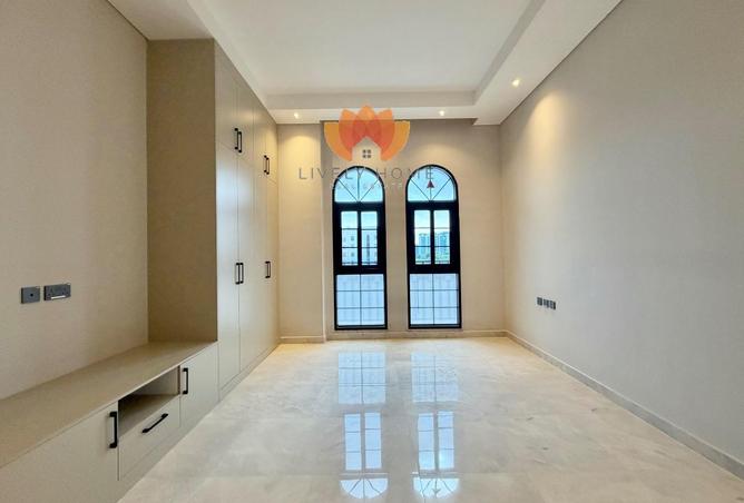 54493344 - صورة العقار 3