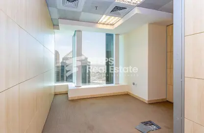 مساحات مكتبية - استوديو - 1 حمام للايجار في برج وست باي - الخليج الجنوبي - الخليج الغربي - الدوحة