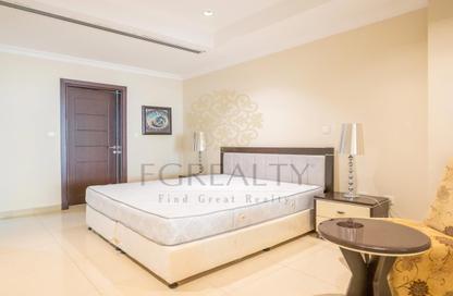 Apartment - 1 Bedroom - 2 Bathrooms for rent in West Porto Drive - Porto Arabia - The Pearl Island - Doha