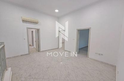Villa - 4 Bedrooms - 5 Bathrooms for rent in Ain Khaled Villas - Ain Khaled - Doha