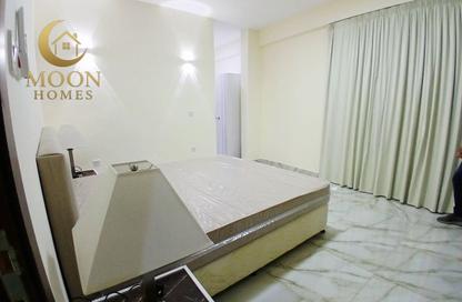 Apartment - 1 Bedroom - 2 Bathrooms for rent in Umm Ghuwailina 4 - Umm Ghuwailina - Doha