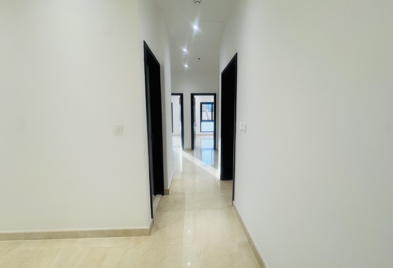 3 BHK UNFURNISHED APARTMENT FOR RENT | FOX HILLS thumbnail 8