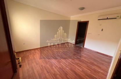 Apartment - 3 Bedrooms - 2 Bathrooms for rent in Le Mirage City Walk - Fereej Bin Mahmoud South - Fereej Bin Mahmoud - Doha