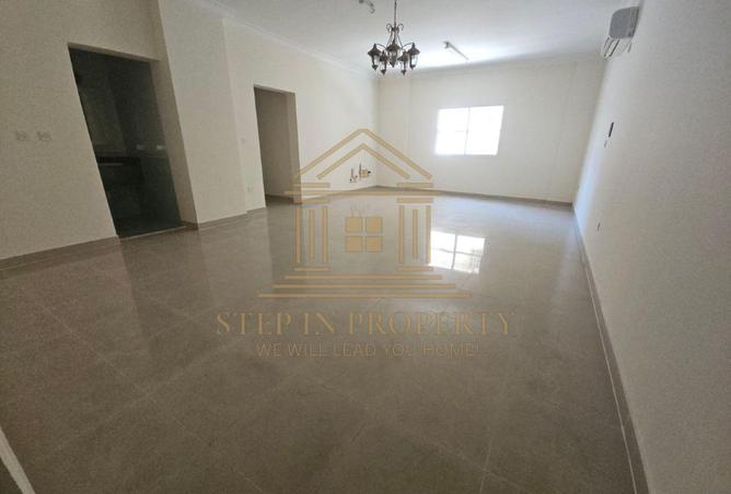 58043786 - Property Main Image