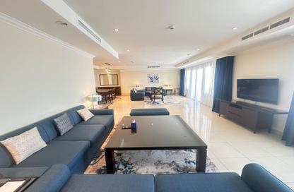 Apartment - 3 Bedrooms - 3 Bathrooms for rent in West Porto Drive - Porto Arabia - The Pearl Island - Doha